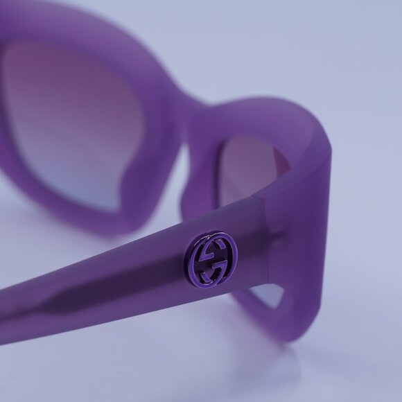 Gucci GG1784S 004 Sunglasses Matte Lilac Cat Eye Frame, Violet Lenses - Picture 10 of 11